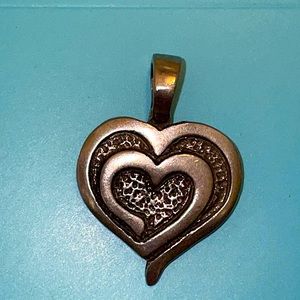 Heat shaped necklace pendent